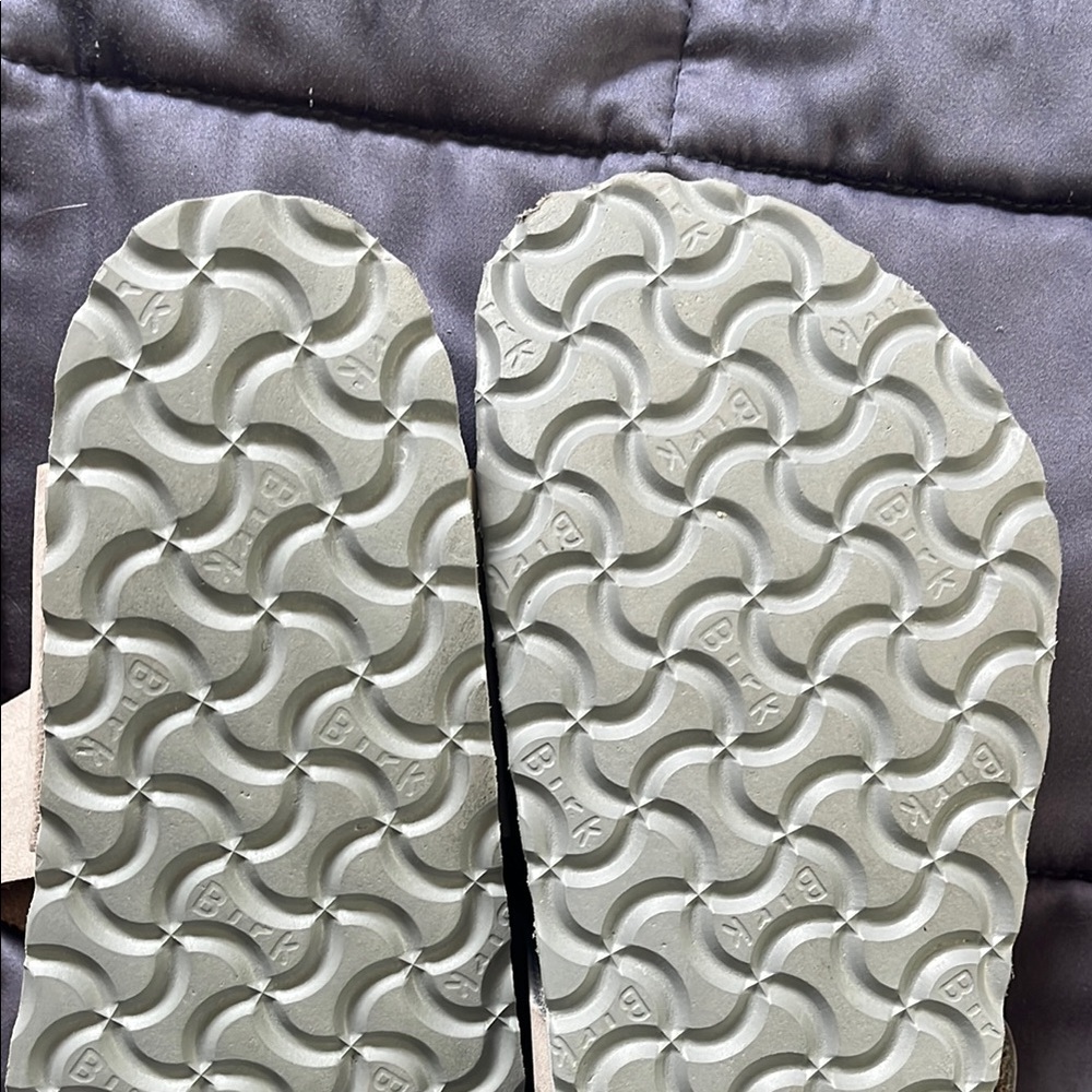 Birkenstock Gizeh Big Buckle Soft Footbed Dove Gray Excellent Condition - Picture 13 of 14